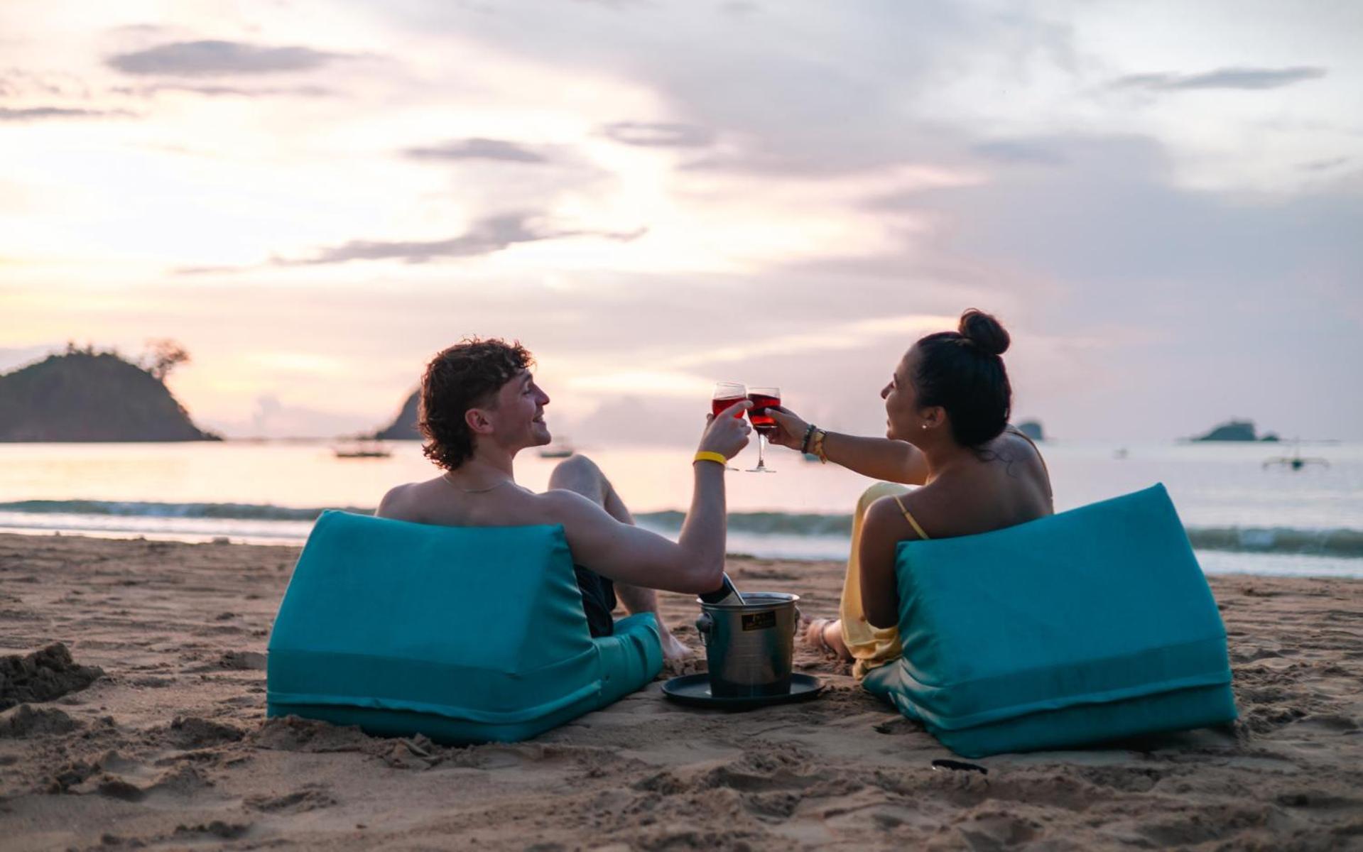 Mad Monkey Hostel Nacpan Beach (Adults Only) Эль-Нидо Экстерьер фото