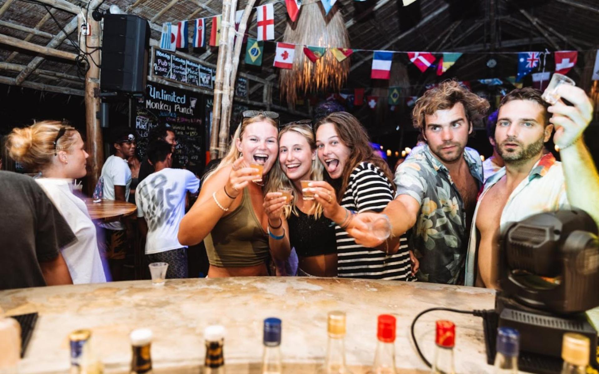 Mad Monkey Hostel Nacpan Beach (Adults Only) Эль-Нидо Экстерьер фото