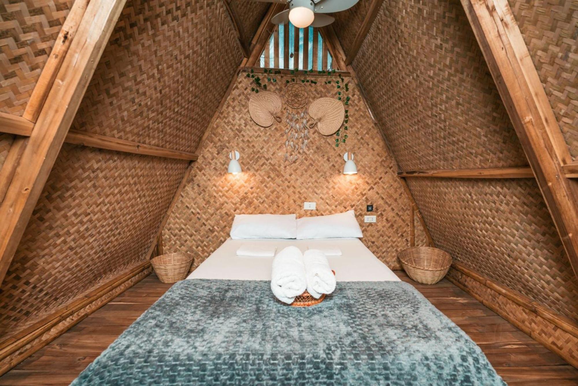 Mad Monkey Hostel Nacpan Beach (Adults Only) Эль-Нидо Экстерьер фото